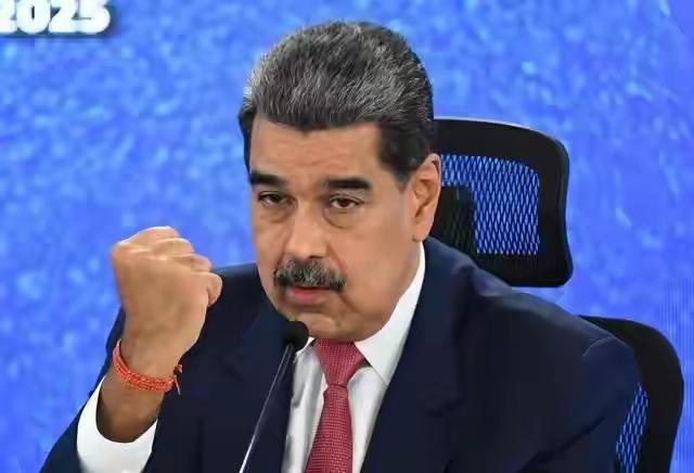 马杜罗说软话啦，不用再分析了，如果是一个好领导人，老百姓和军人愿意和他同生共死保