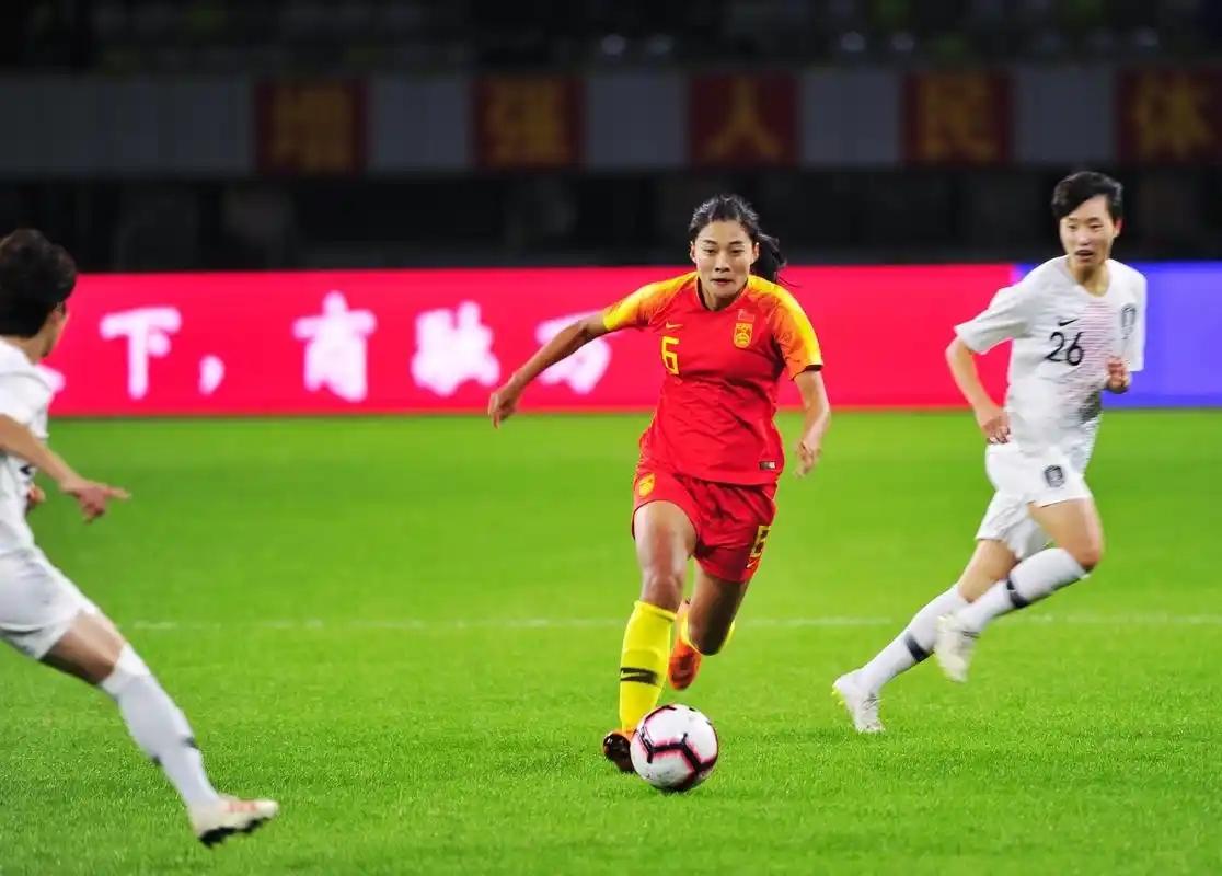 为什么中国女足拿了世界杯亚军，待遇却还不如男足的零头？这就是中国足球最悲哀的地方