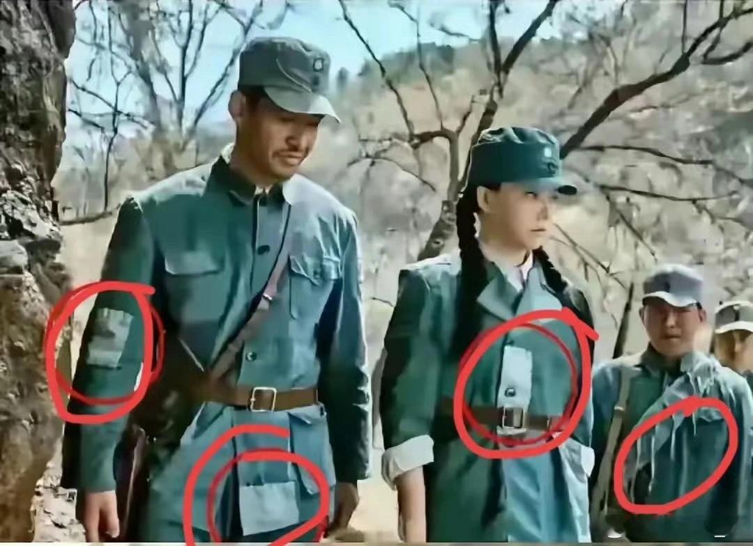 现在导演连补丁都不知道在哪里，还给起个别名叫时尚拼接穿搭​​​
