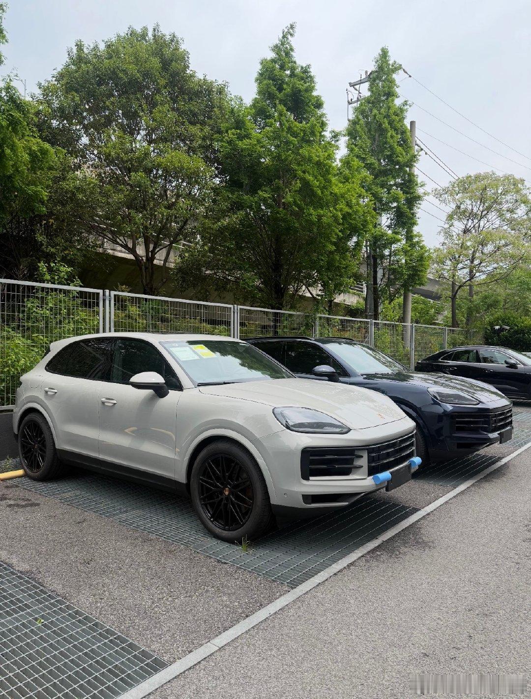 保时捷卡宴26款逐梦版哑灰指导价1077400元全款裸车726,858元含选配本店保险卖全国…26款