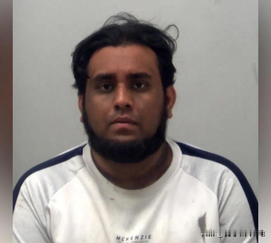 当地时间2月20日，英国埃塞克斯郡巴斯尔登刑事法庭判处26岁的拉赫曼（Oavee