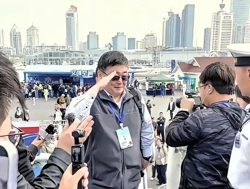 太过分了，大陆必须尽快声援岛内统派人士！近日，原台湾“新江舰”舰长吕礼诗，被