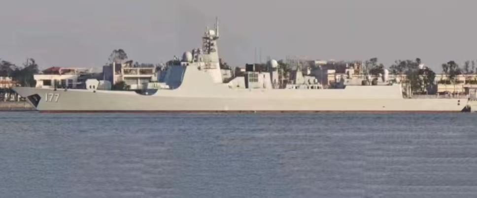 没想到2026年才刚过去半个月的时间，网传又有2艘新批次的052D驱逐舰，疑似已