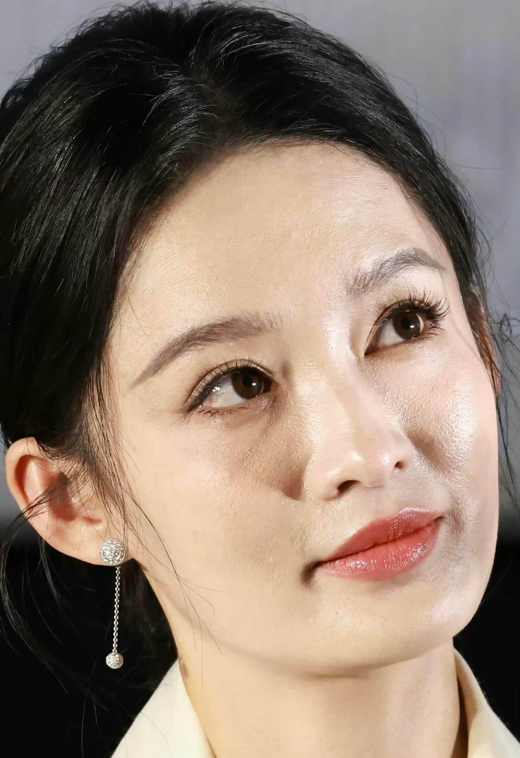 李沁的油脸给了