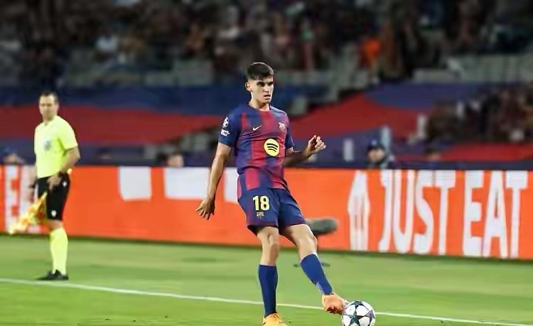 巴萨：没钱有没钱的办法全世界都知道，巴萨今年十分缺中后卫，特别是左中卫。今夏伊尼