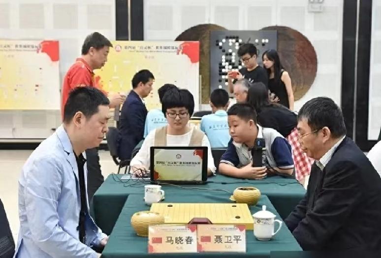 聂卫平和马晓春真没怎么来往，不是闹掰了，而是压根儿就玩不到一块。他说去马晓春