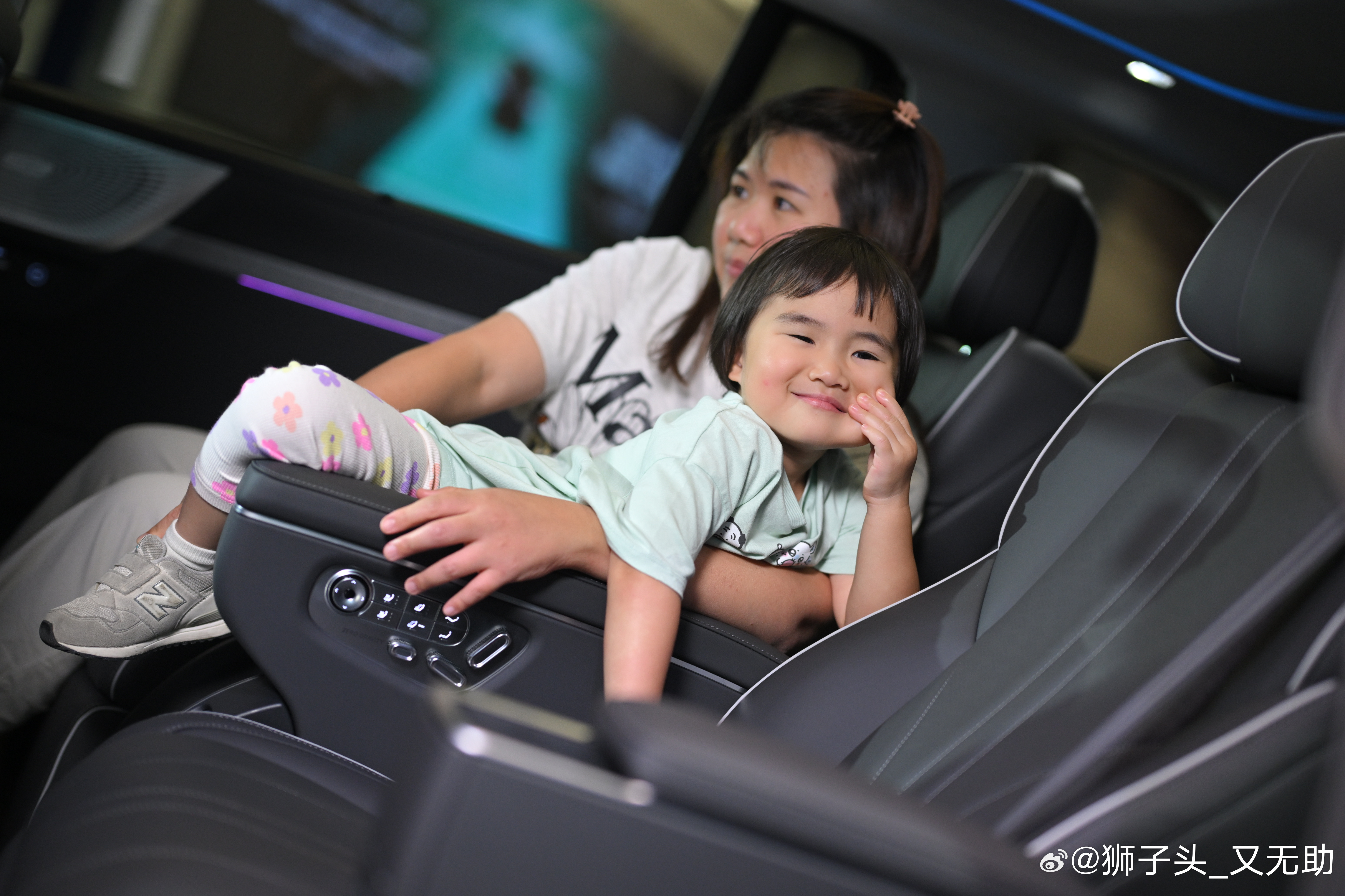 起售价50.5万人民币！全新小鹏X9泰国上市！自泰国首次上市以来，小鹏X9就斩获