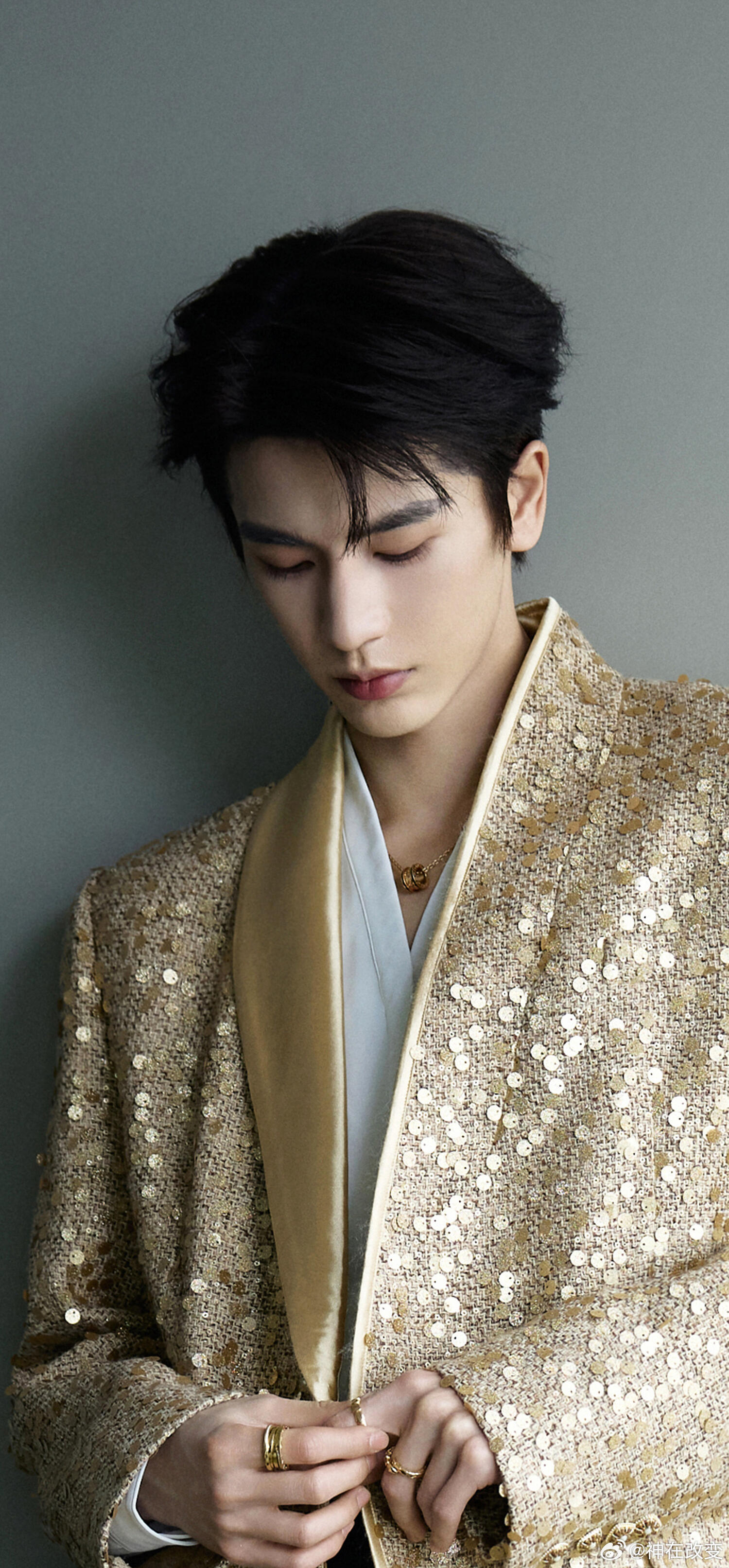 张凌赫张凌赫竖屏壁纸苏州活动修图张凌赫｜