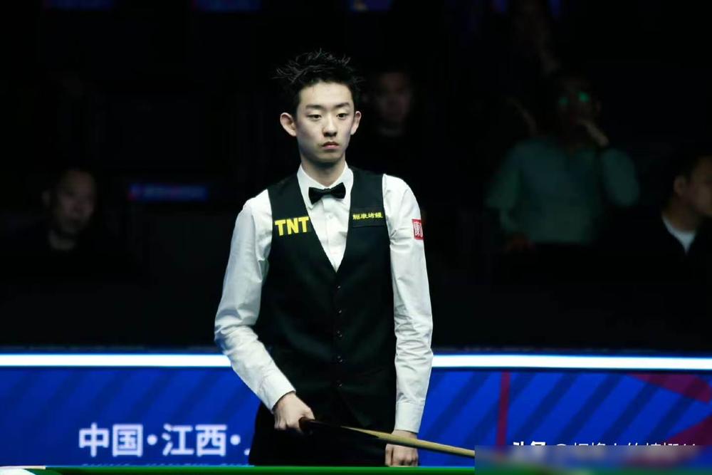 别眨眼，20万人民币到手就这么快。00后小将吴宜泽，面对世界第二囧哥，开局就被打