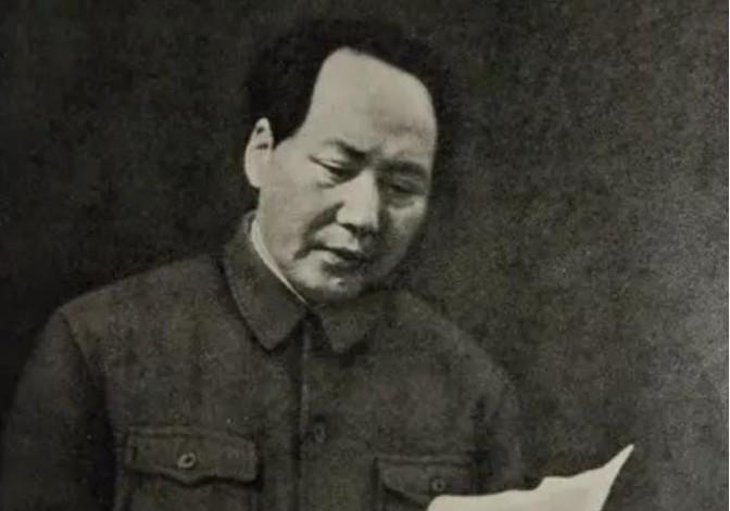 1962年，陈再道的儿子因为通敌被抓进了监狱，此事很快传到了毛主席耳中，得知此事