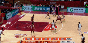 赛季首T！今天广东男篮在CBA常规赛第二轮中客场挑战浙江男篮，两队从首节开始便展