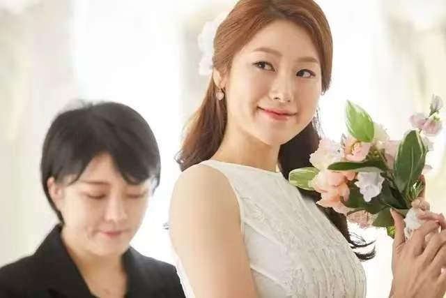 结婚的人少了，不结婚的活得挺好，她们到底图啥？最近刷到好多30多岁的女生晒租