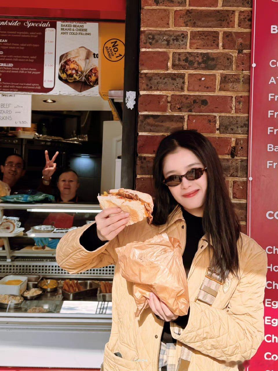 张婧仪真是头像大户谁懂每一张生命力都要溢出来了