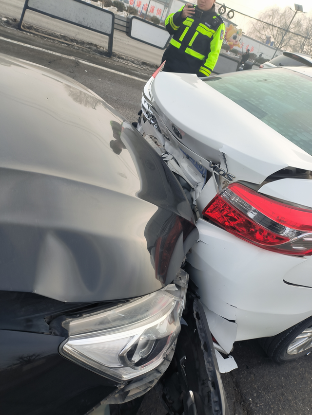 雅阁极限一顶四为什么说极限呢，出事后本人一点事都没有，但是觉得要是车速在快点，