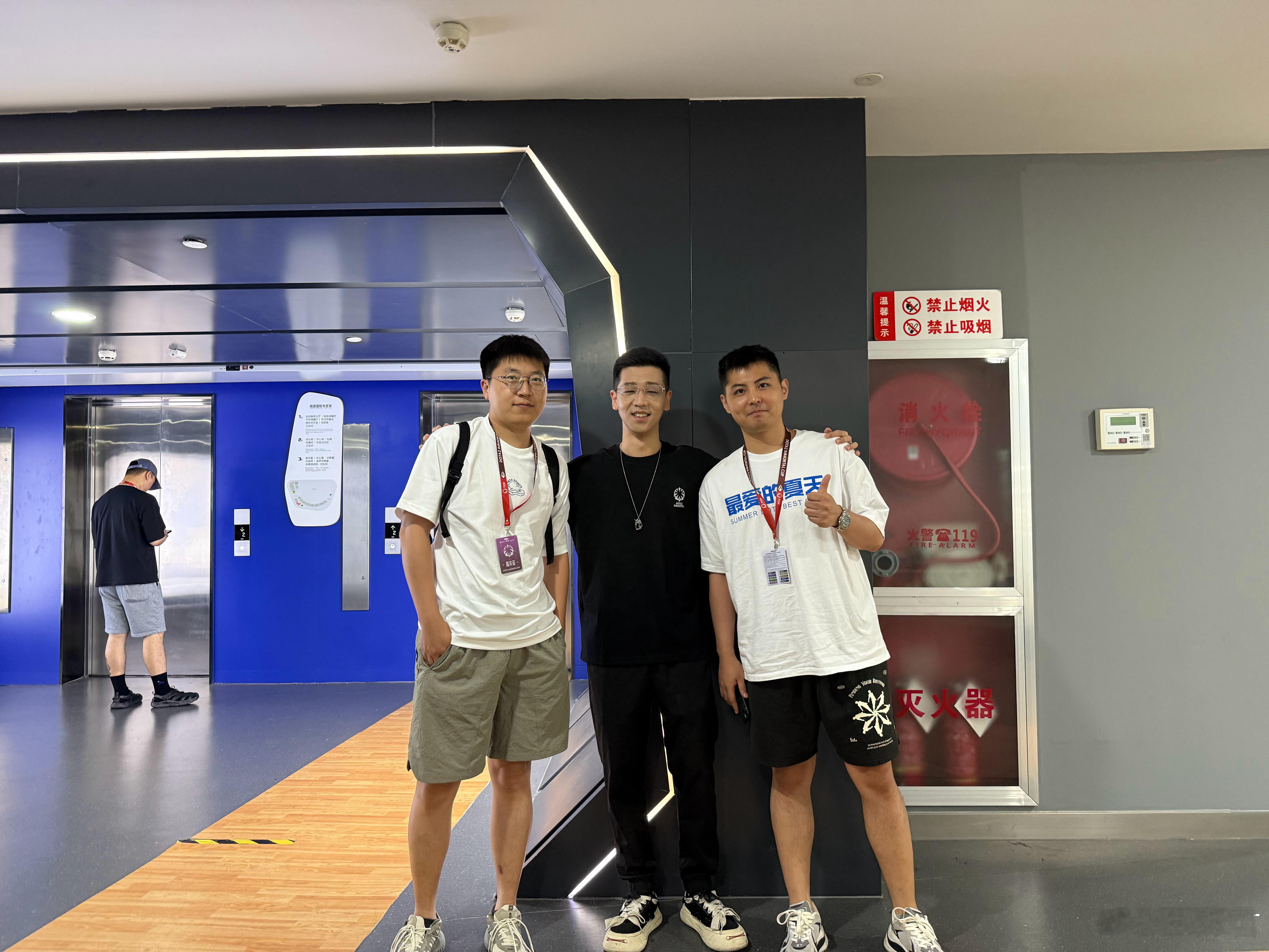 Dota2不朽杯决赛日遇到了AA，现在真的好瘦啊！​​​