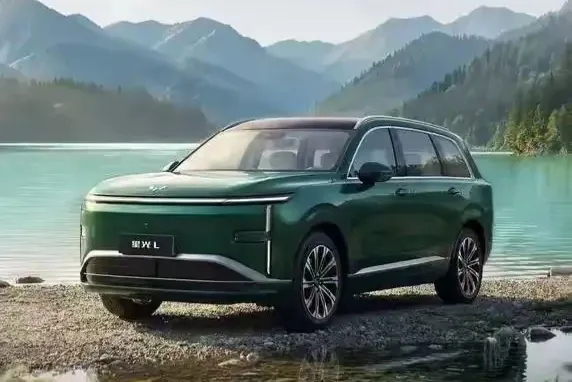 专家预测：未来中国国产汽车只剩下6家！1、比亚迪汽车（代表深圳）2、长安汽车（代表重庆）3、广汽集团