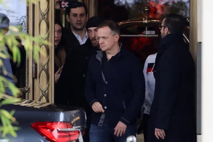 特朗普狠话成真？日内瓦谈判突传噩耗，乌克兰这次被逼到了墙角！乌克兰总统泽连