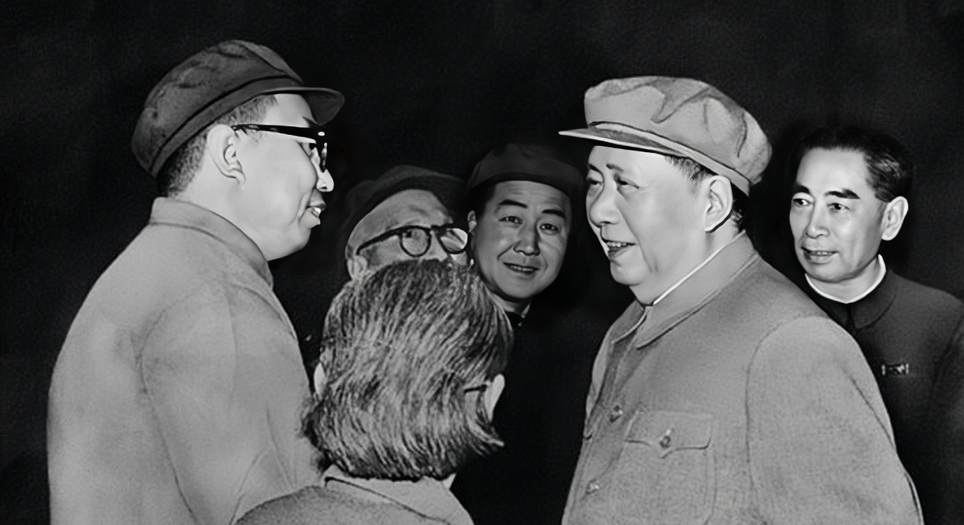 1976年1月8日，敬爱的周总理与世长辞，国务院的工作由谁来负责呢？这个人很难选