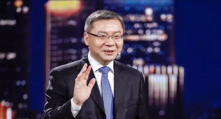 复旦大学中国研究院院长张维为日前在社交平台发布视频说，随着小红书等中国大陆社交平