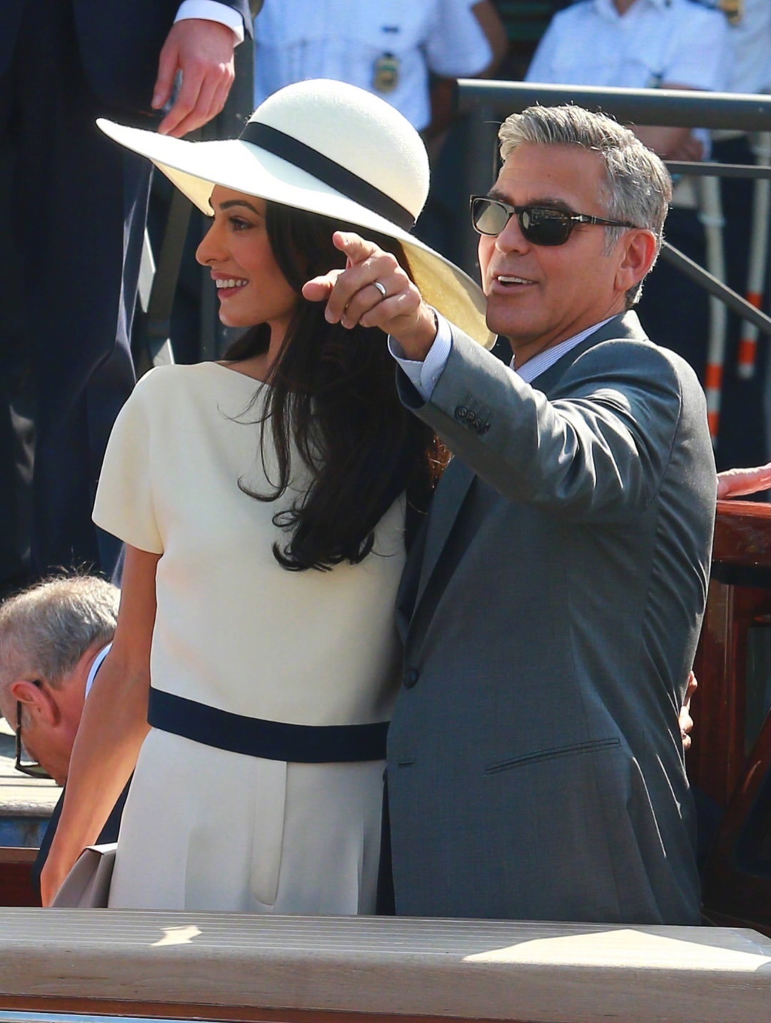 2月3日，阿迈勒·克鲁尼迎来了48岁生日。2013年她与演员乔治·克鲁尼结婚，2