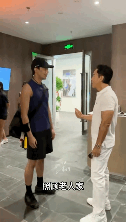 吴磊说甄子丹的胳膊是自己两倍粗气场直接拿捏，状态是都真的不错​​​