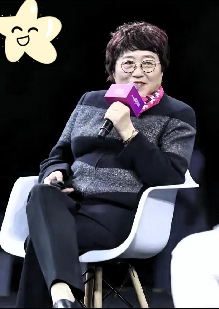 李银河这话说的，真是把那层窗户纸都给捅破了。她说做老婆的别管男人跟谁睡，只