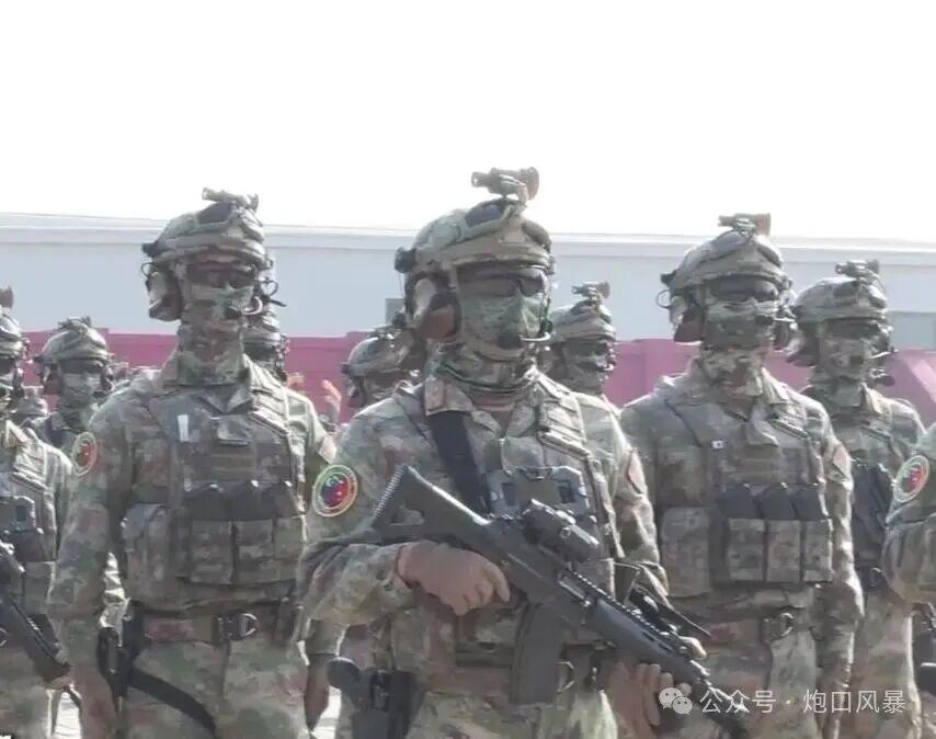 为什么小口径或者次口径轻武器占比越来越大。几点主要原因：第一，全威力弹固然威力