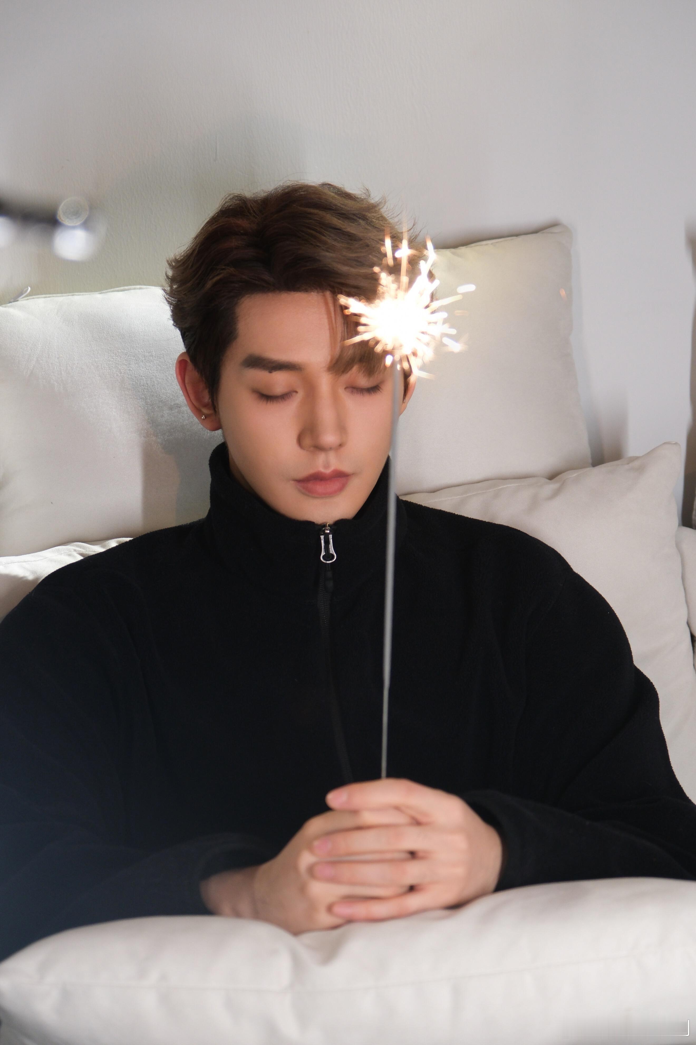 邓为2025年最后一天营业，带着热爱，赴新年新篇章有可期