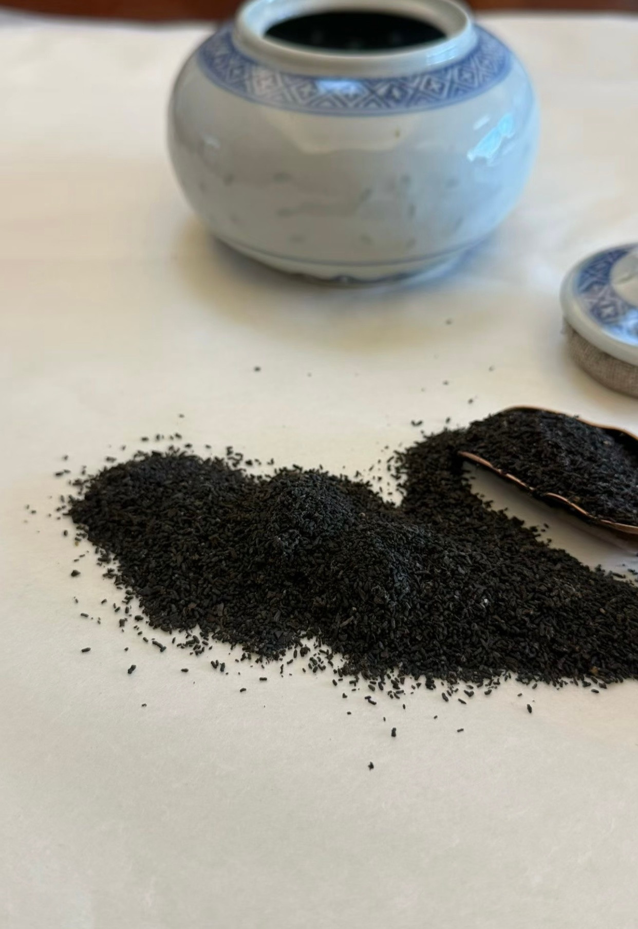 “虫屎茶”、五花肉。🥩