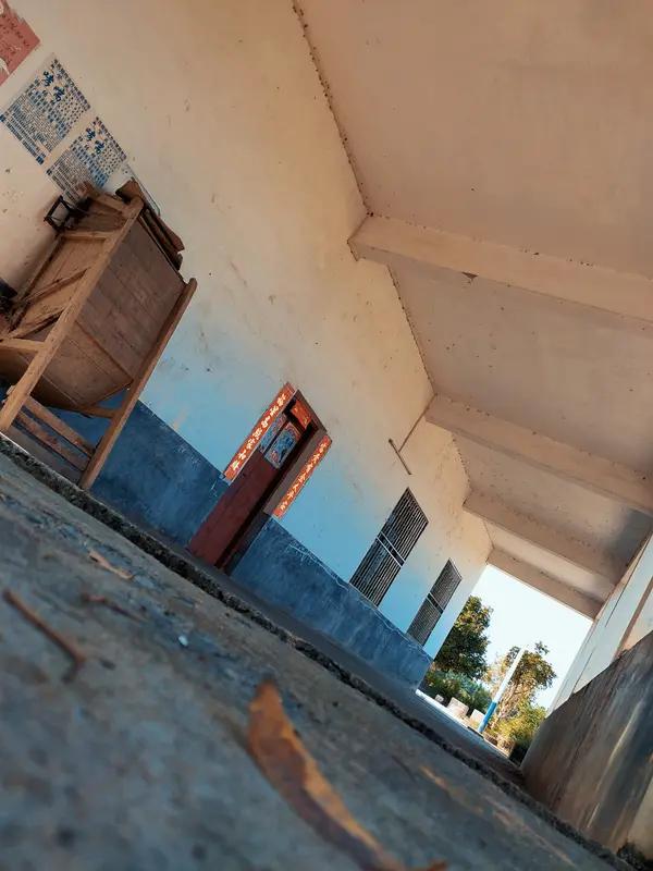 现在的农村教育，让校长和教师焦头烂额。从小学三年级开始，就有学生沉迷手机游戏，