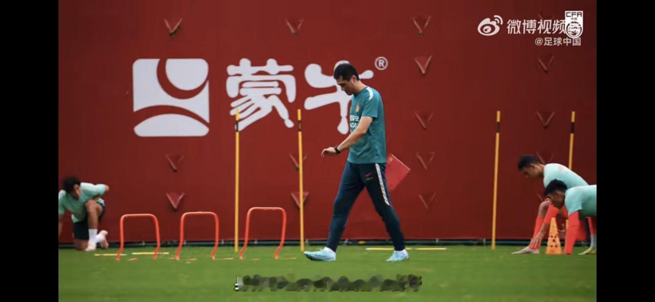 邵佳一说自己和球员已经做好了准备！也期待与参与过世界杯的新西兰男足交手等下