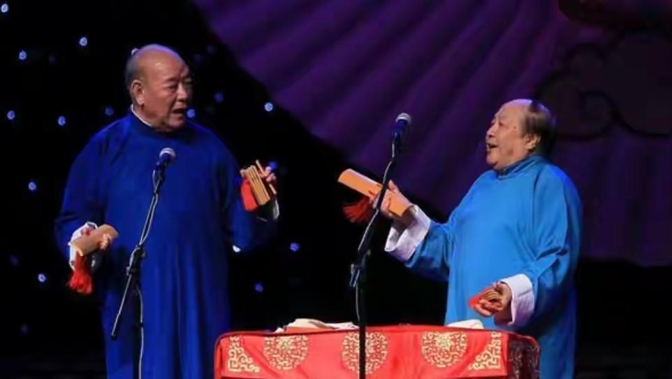 #相声界恩怨情仇#马三岭：我师父黄铁良说过，我们家的人不能反郭德纲。马三岭，