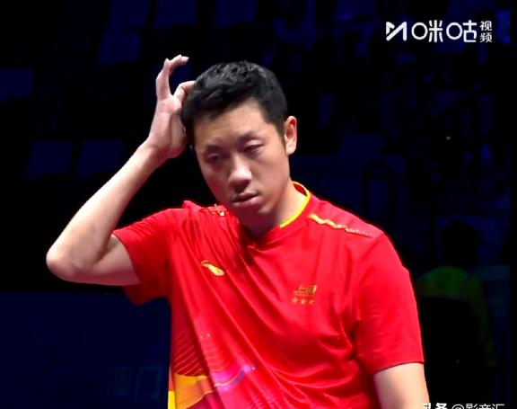 大蟒许昕真的老了，虽然输给王楚钦但是并不丢人！看着他跟王楚钦打的那场球，丢了全