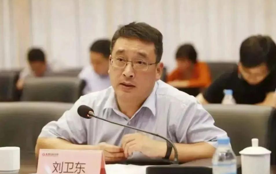 核心技术被转手，为啥大家对刘卫东气不打一处来？ 可以举个例子，一辆标致408