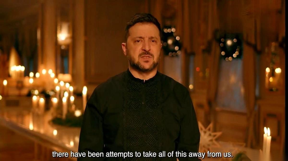 圣诞节那天，某国总统对着全世界许下的愿望，简单到刺耳：“我祝他快点死。”没有任何