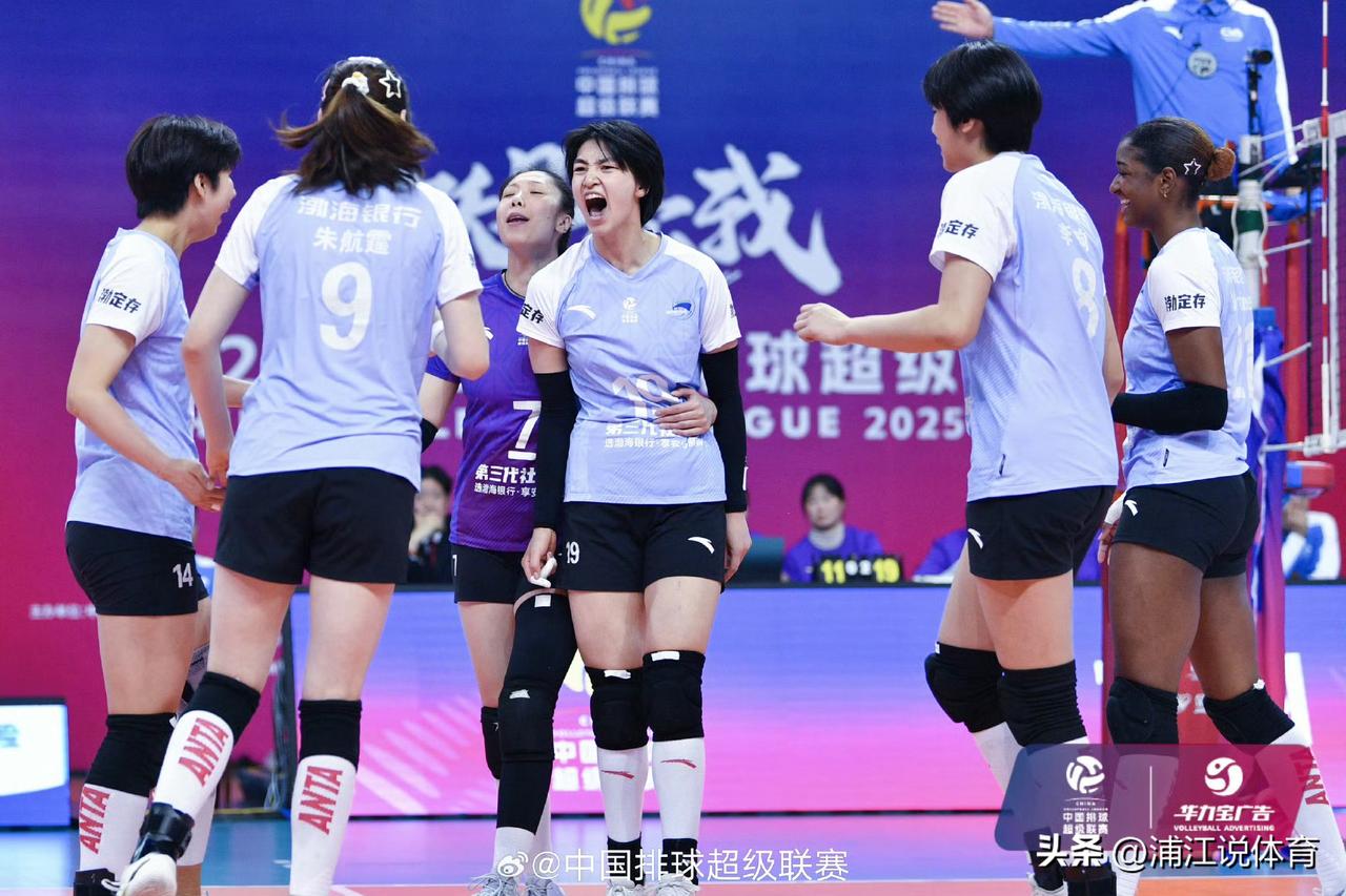 天津女排这批球员中，李盈莹、王媛媛肯定会入选新一届国家队。王艺竹要看身体健康状况