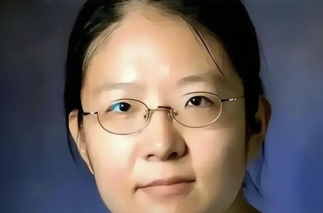 那天看到郇真老师的事，我就愣了。广州那所985大学，三年教课学生总共才五六个人，