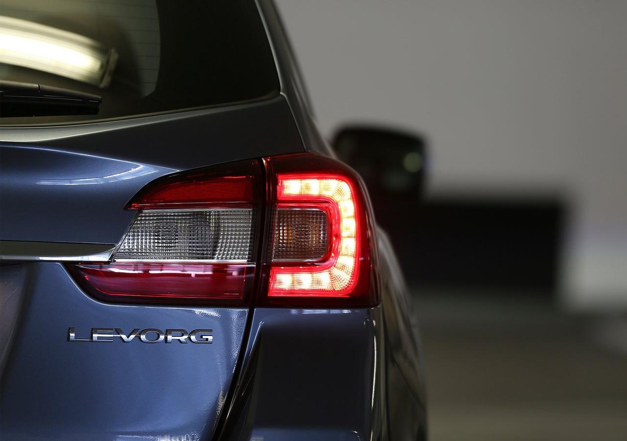 斯巴鲁2016SubaruLevorg，仅日本、欧洲、大洋洲销售，全系对称