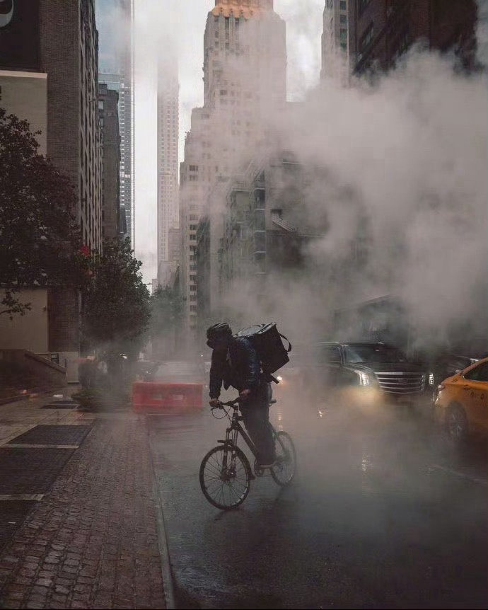 什么才是一个男人身上最大是魅力?1，贪财有道，2，好色有品，3，博学有识，4，喝