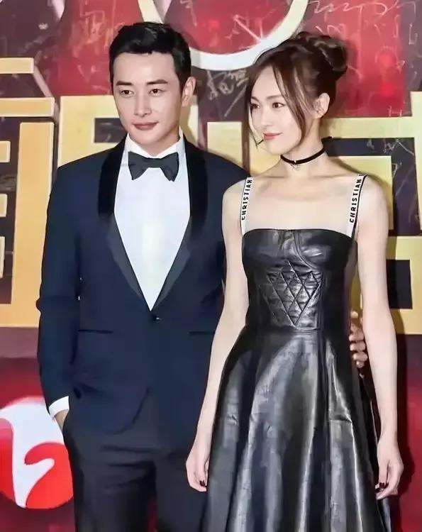 搞笑了，七年之痒都过了，怎会分？罗晋让所有男人羡慕的是，娶了个身材太完美的老婆