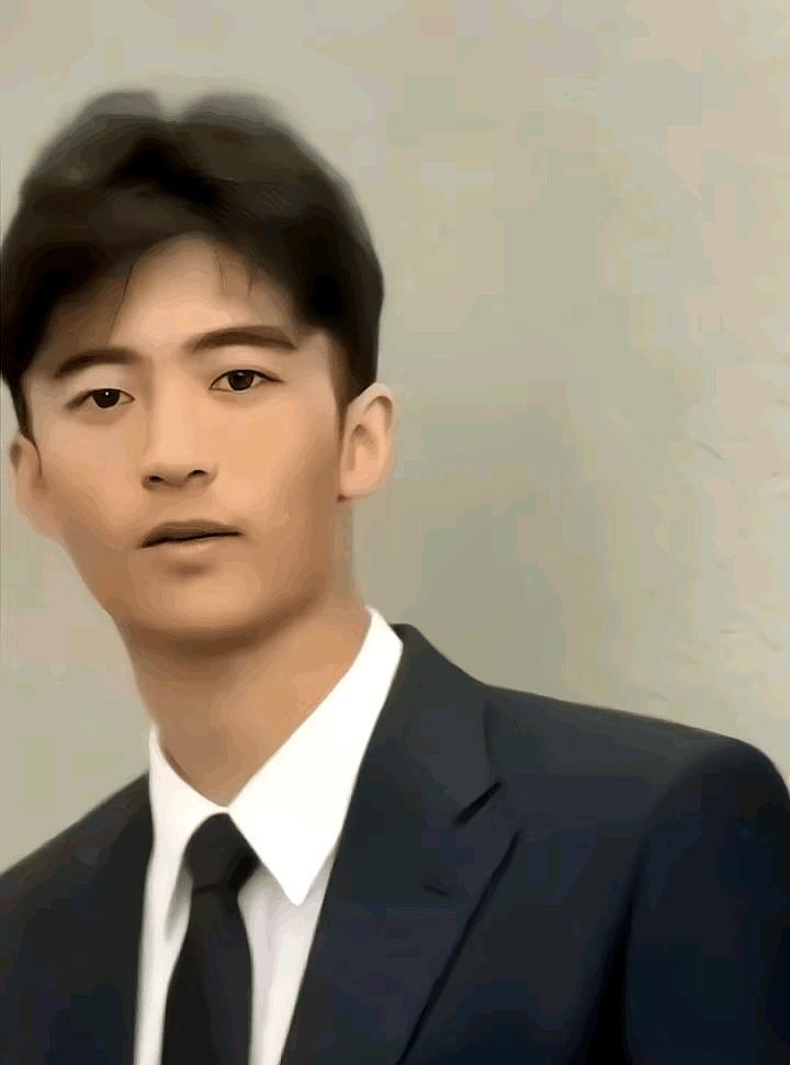 谢霆锋张柏芝的儿子，画风突变。他爹谢霆锋，年轻时是出了名的叛逆痞帅，他妈张柏