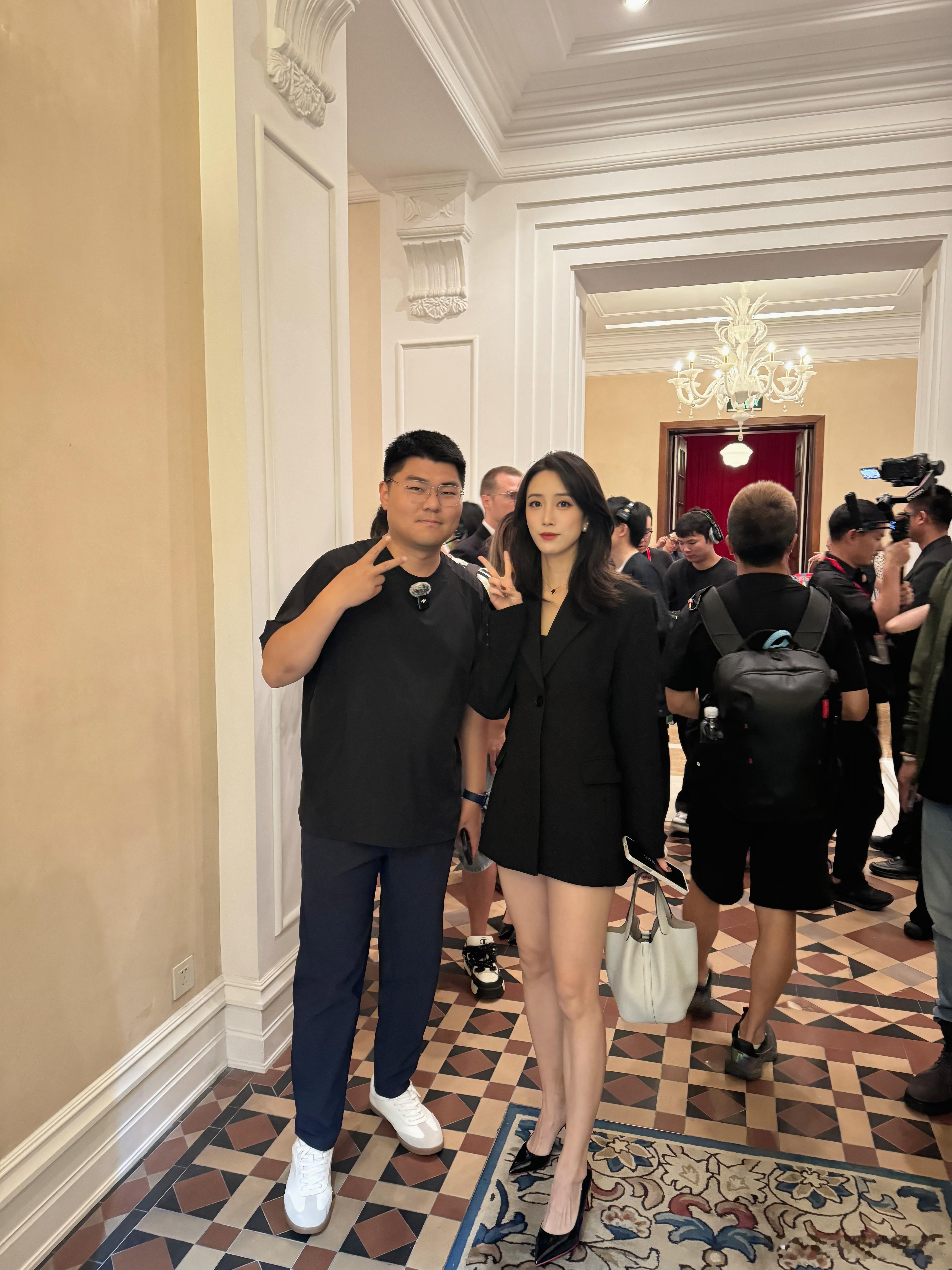 经师妹批准这张照片可发。​​​
