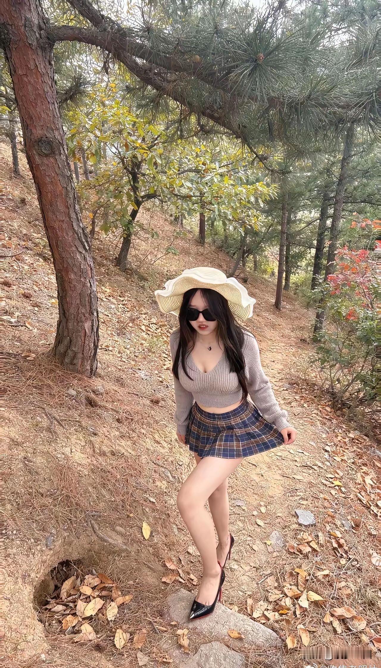 换作是你，会背她下山吗？