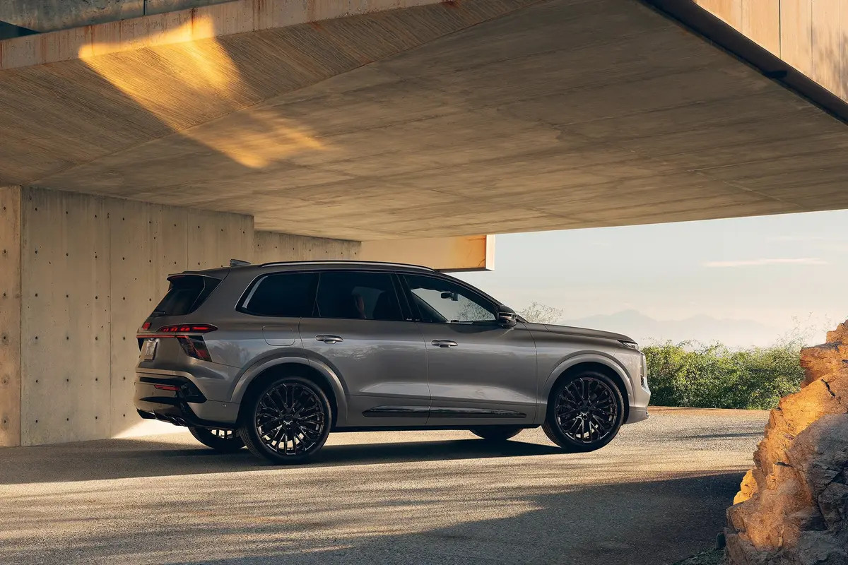 奥迪SQ7