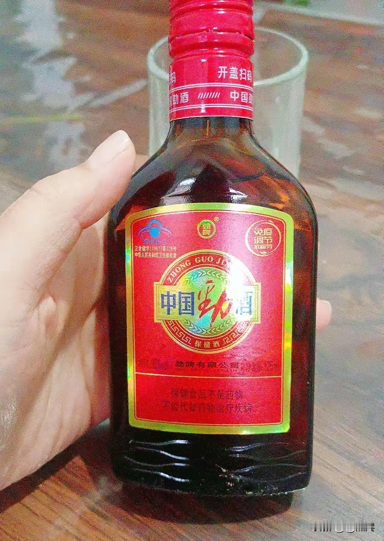 骗你的，答应你的催菜其实我没去，我去后厨，转了一圈就回来了因为我催了，后厨