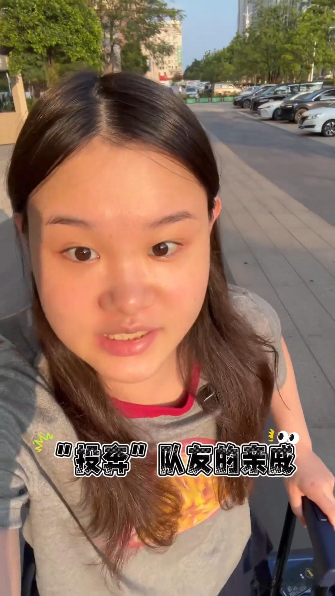 张家齐去找全红婵的哥哥全进华，哥哥直接安排海鲜大餐[滑稽笑]张家齐退役之后就开