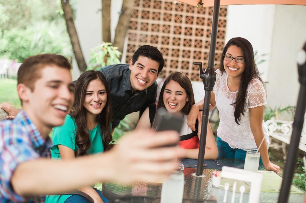 想被人尊重？先守住这4条底线，比讨好管用100倍！人际关系就像一场平衡的博