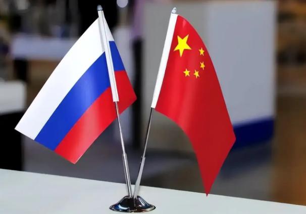 俄罗斯专家康斯坦丁·卡拉切夫早在2023年就说过，中国根本不是俄罗斯的盟友，连真