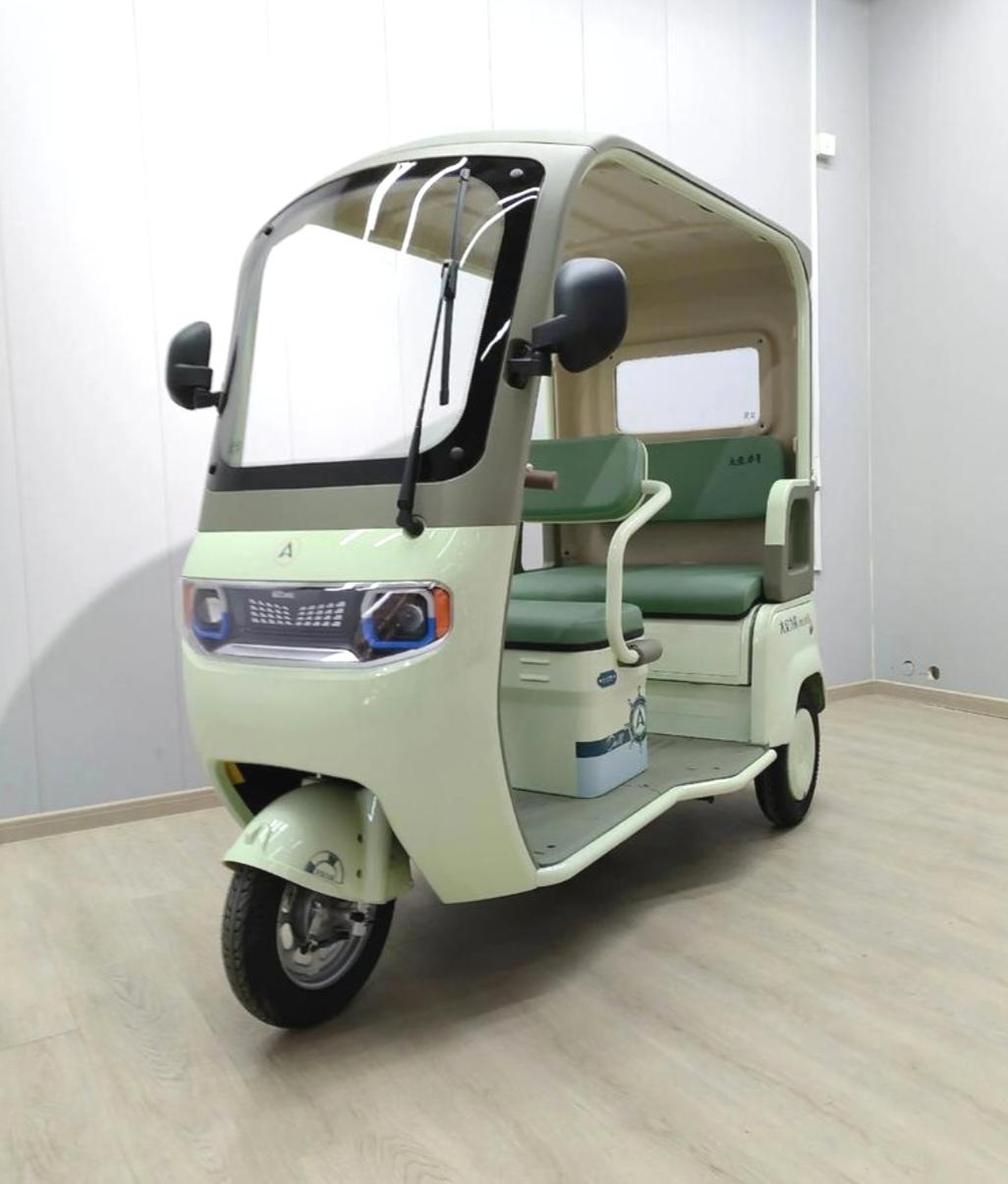 你还会买一体棚小三轮电动车吗？一体棚小三轮电动车设计有缺陷。因为一体棚小三轮电