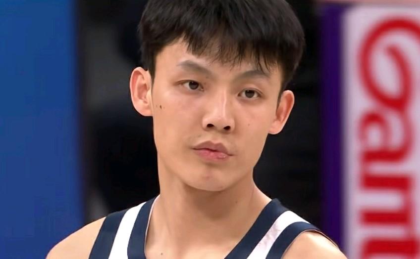 杜峰：请把球权还给徐杰！！！徐杰神助攻拯救广东东阳光！避免遭遇耻辱4连败，说